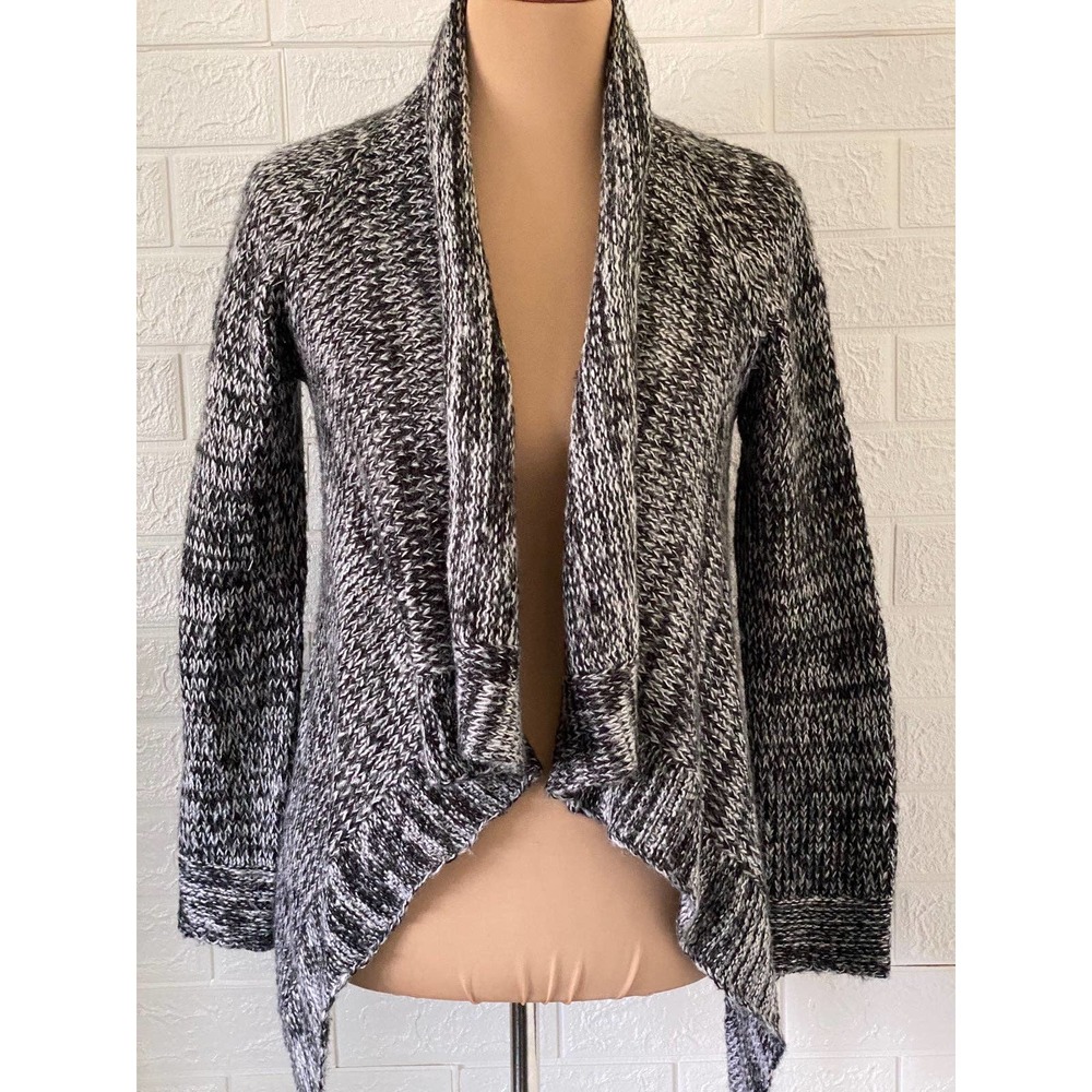 Cardigan - Picture 2 of 7